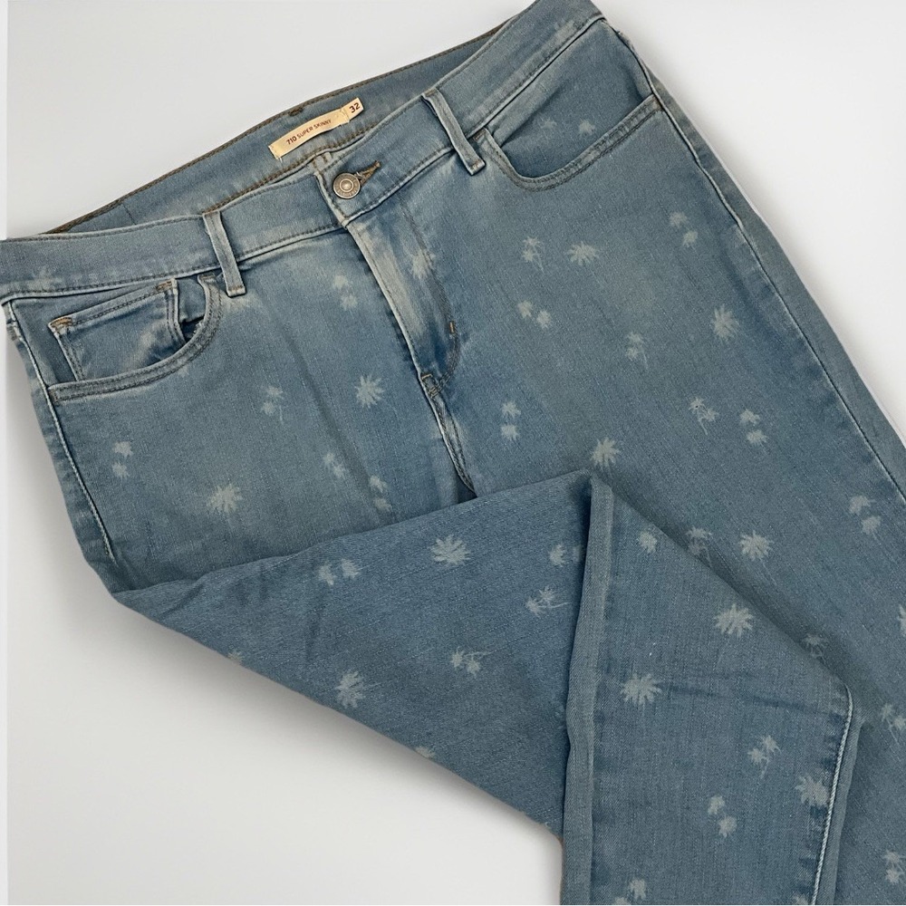 Levi's 710 Super Skinny Jeans Womens Size 32 (33x29) Blue Denim Palm Trees